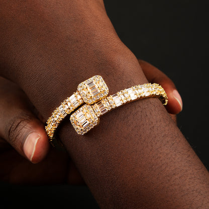Baguette Bangle Bracelet 18K Gold