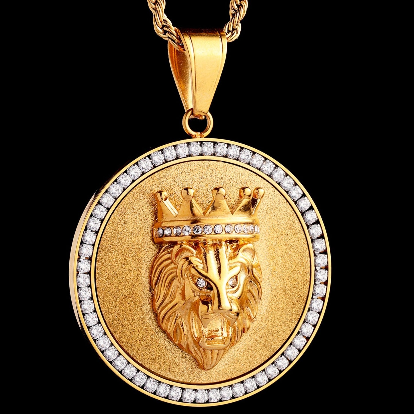 Crown Lion King Round Pendant