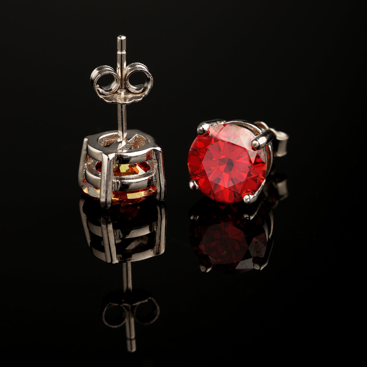 0.3Ct/0.5Ct/1Ct/2Ct 925 Silver Moissanite Red Round Stud Earrings
