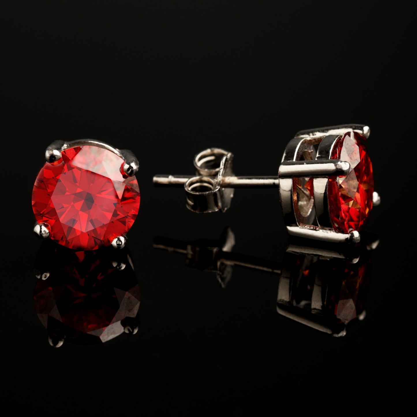 0.3Ct/0.5Ct/1Ct/2Ct 925 Silver Moissanite Red Round Stud Earrings