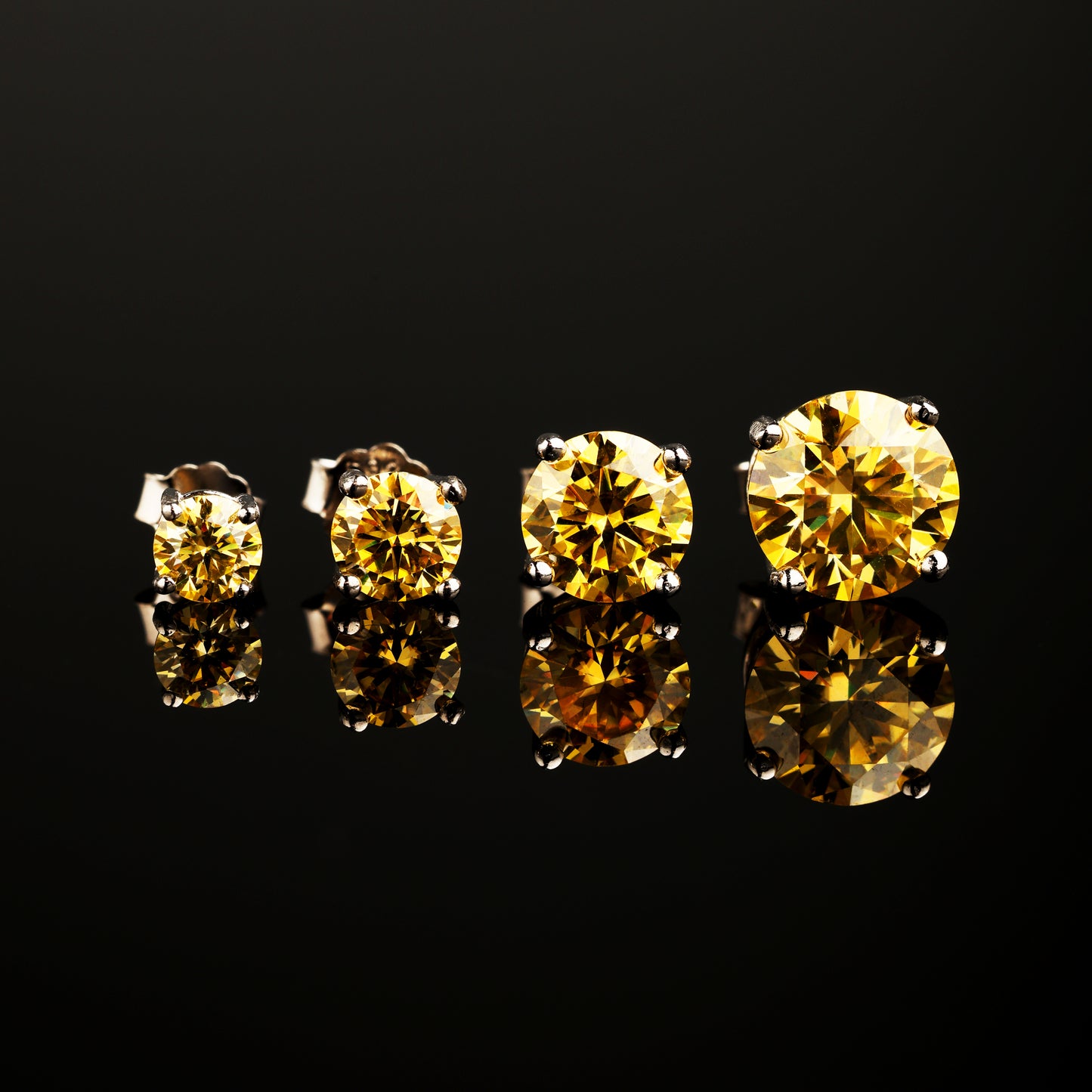 0.3Ct/0.5Ct/1Ct/2Ct  925 Silver Moissanite Round Light Yellow Stud Earrings
