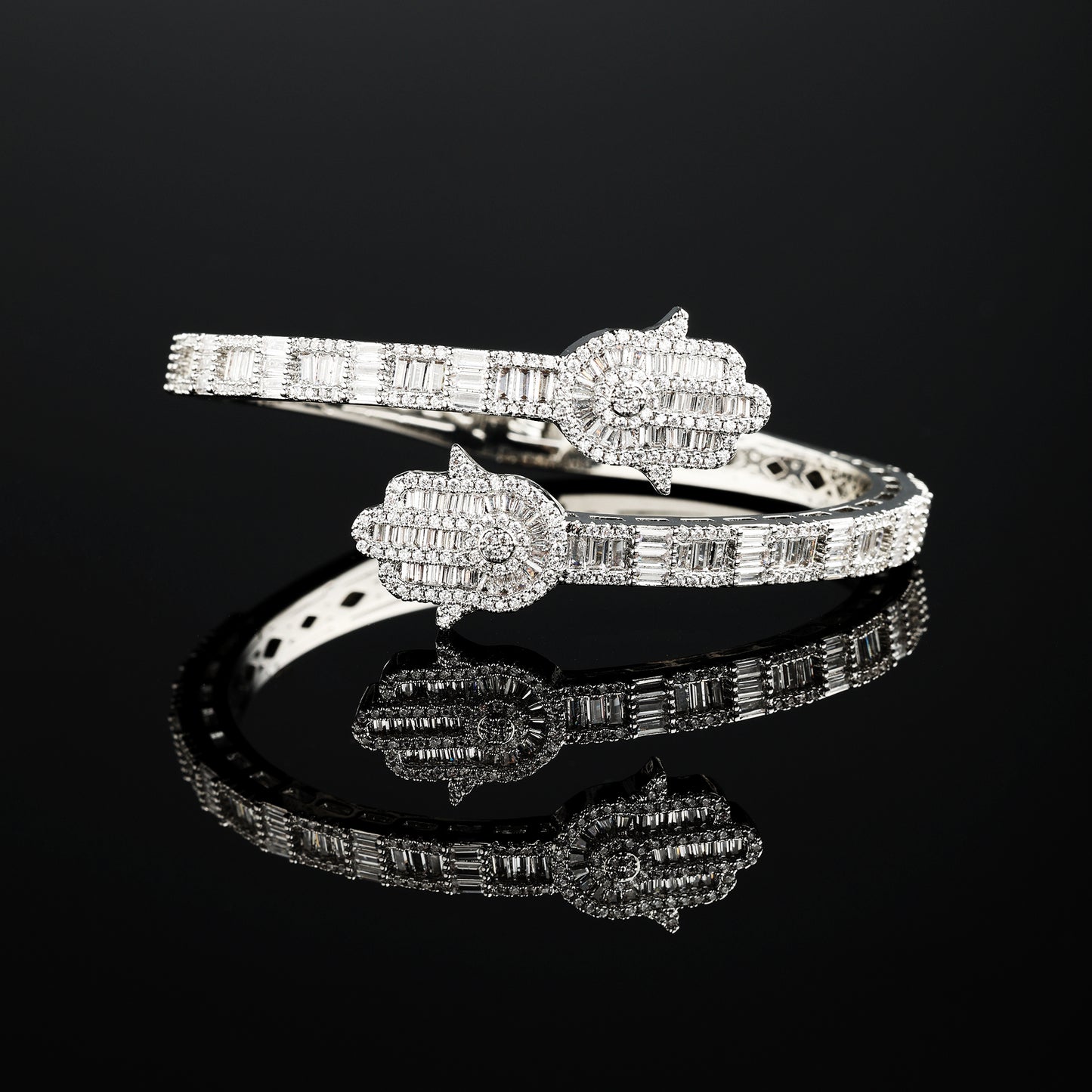 Hamsa Hand Bauguette Bracelet White Gold
