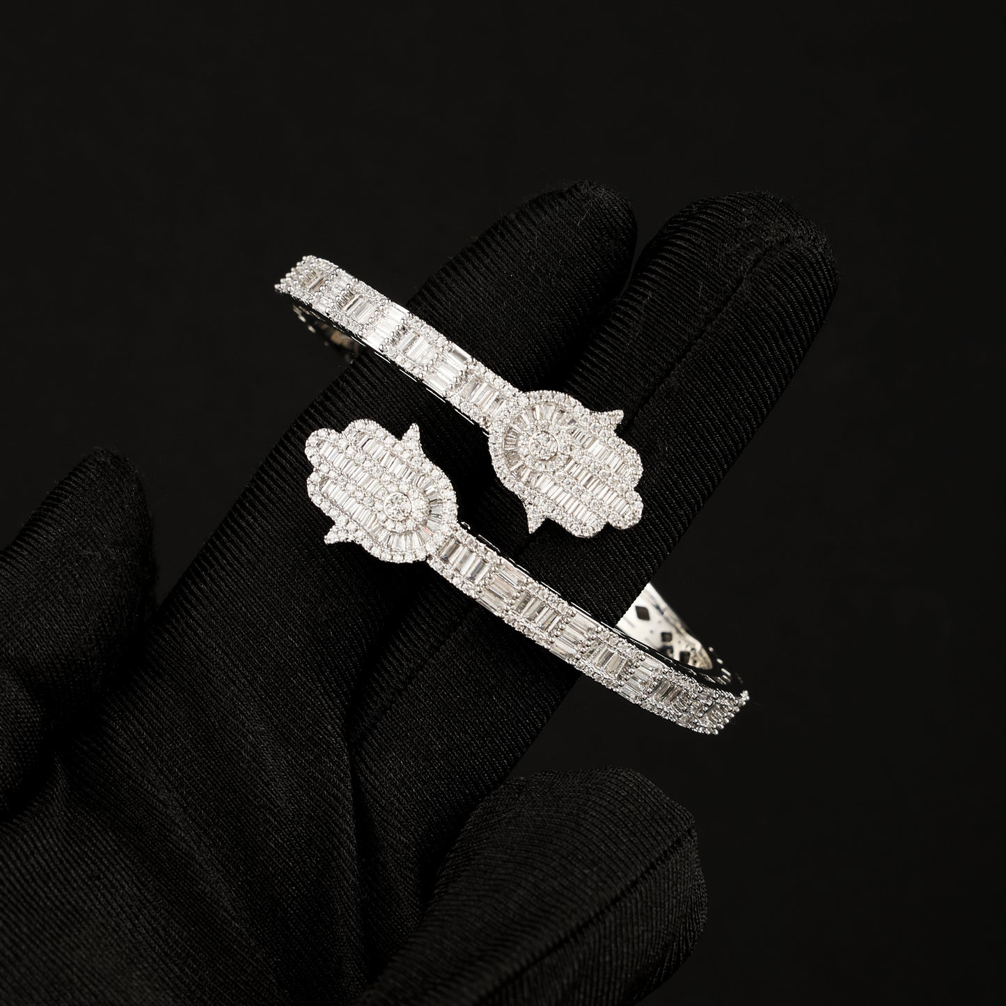 Hamsa Hand Bauguette Bracelet White Gold