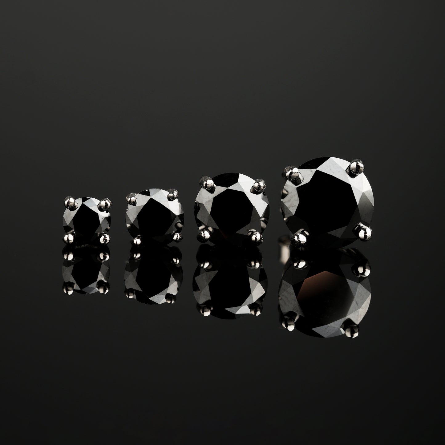 0.3Ct/0.5Ct/1Ct/2Ct  S925 Silver Moissanite Black 4-Prong Round Cut Stud Earrings