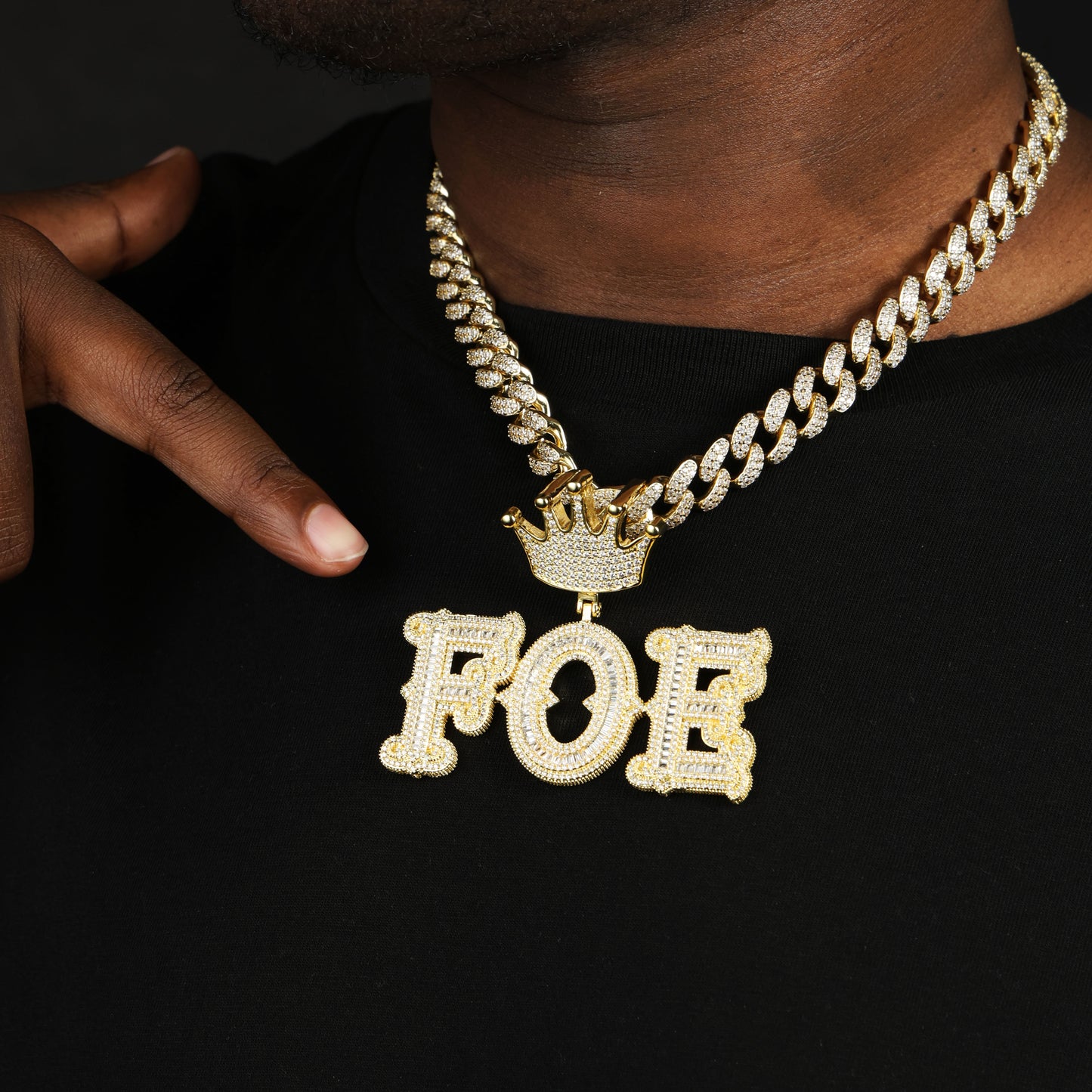 Custom Baguette Letters Pendant 18K Gold